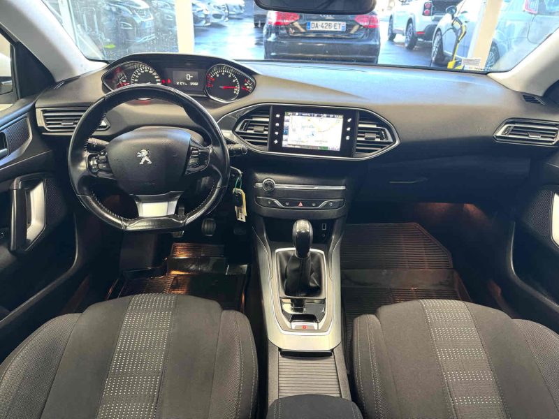 PEUGEOT 308 2015