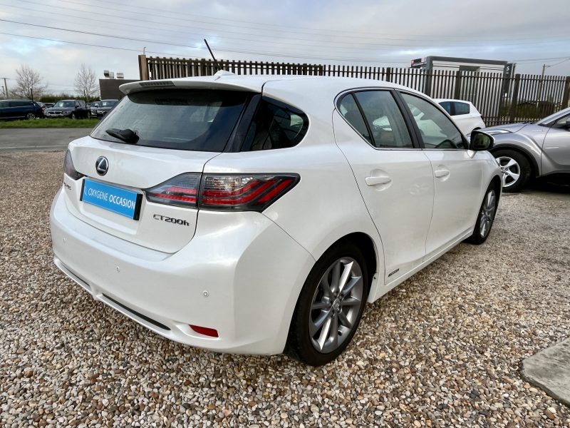 LEXUS CT200H 136 cv Passion 05/2012