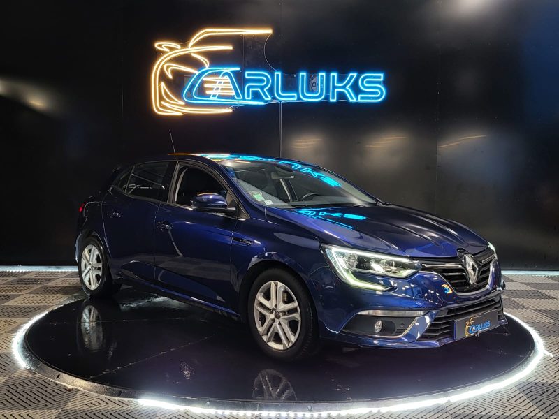 RENAULT MEGANE 1.5 Blue dCi 115CV LIMITED / 2EME MAIN / SUIVI RENULT / APPLE CARPLAY