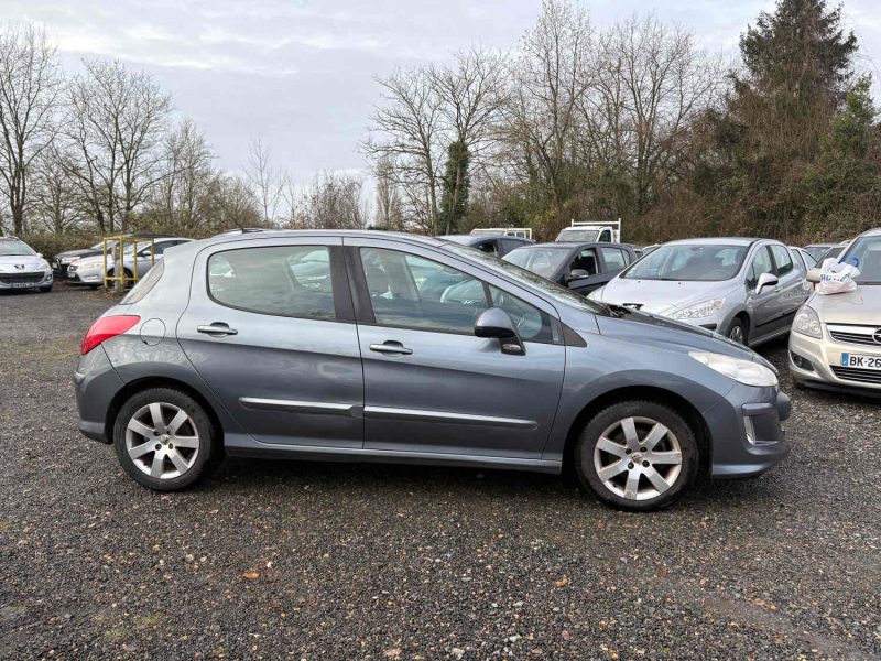 PEUGEOT 308 2009