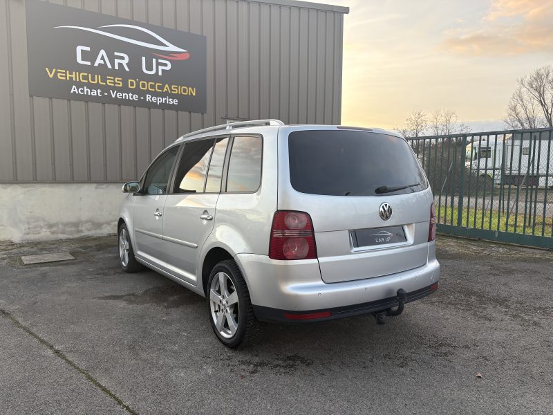 VOLKSWAGEN TOURAN 2007