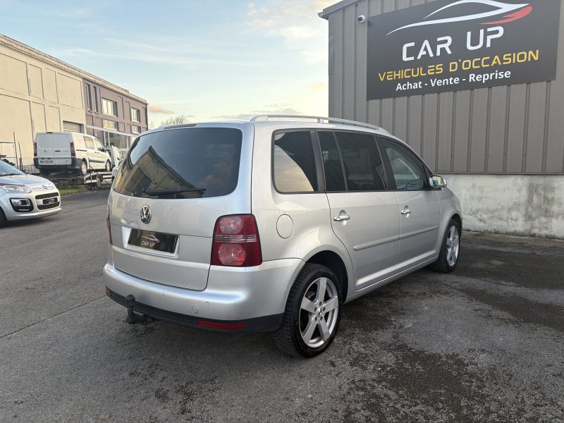 VOLKSWAGEN TOURAN 2007