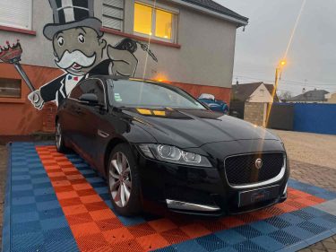 JAGUAR XF 2019 II (X260) 2.0 D (180Cv)