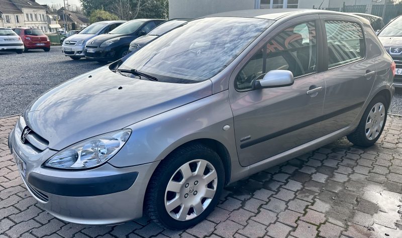 PEUGEOT 307 2.0L HDi 110cv *NAVTECH* / REVISEE&GARANTIE