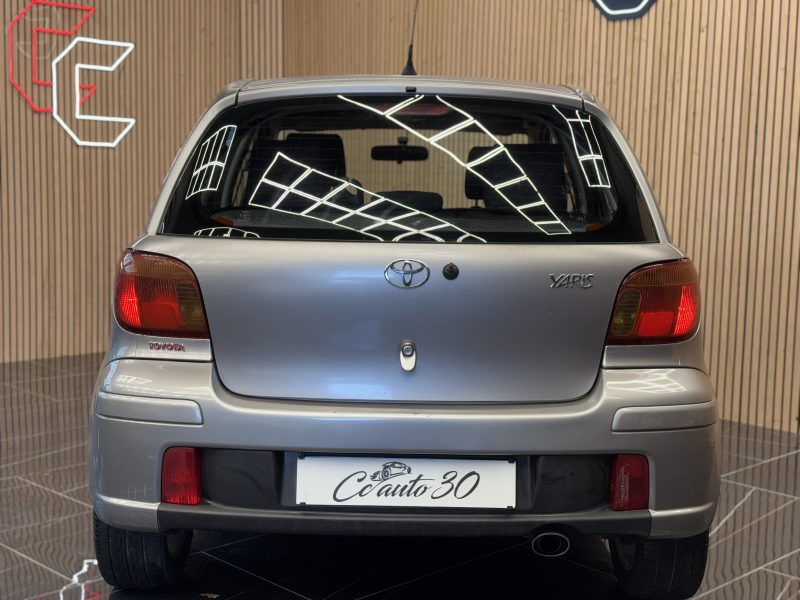 TOYOTA YARIS 2004