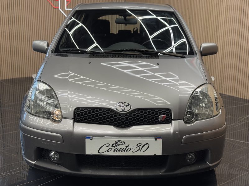 TOYOTA YARIS 2004