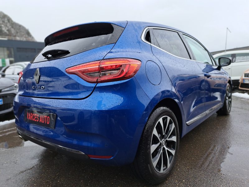 RENAULT CLIO 2023