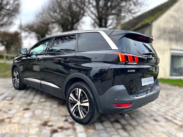 PEUGEOT 5008 allure  2020