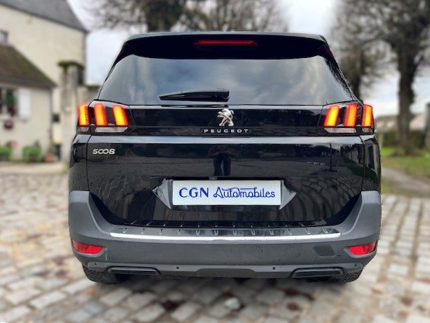 PEUGEOT 5008 allure  2020