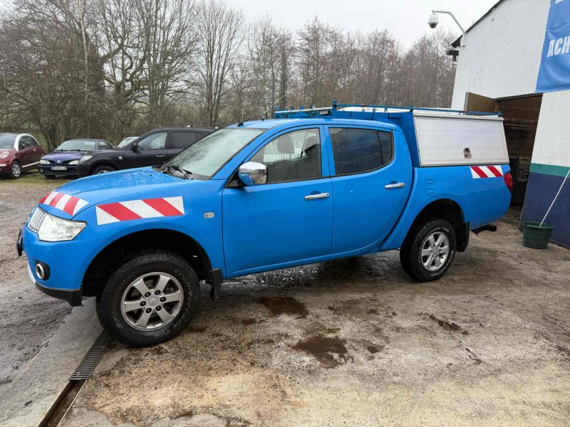 MITSUBISHI L200 2013