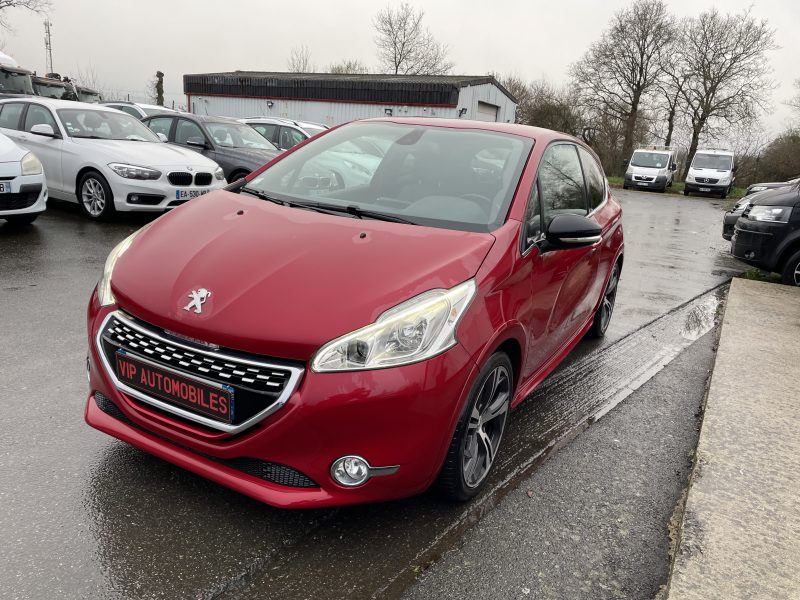 PEUGEOT 208 2013