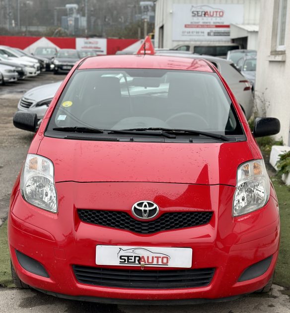 TOYOTA YARIS 2011