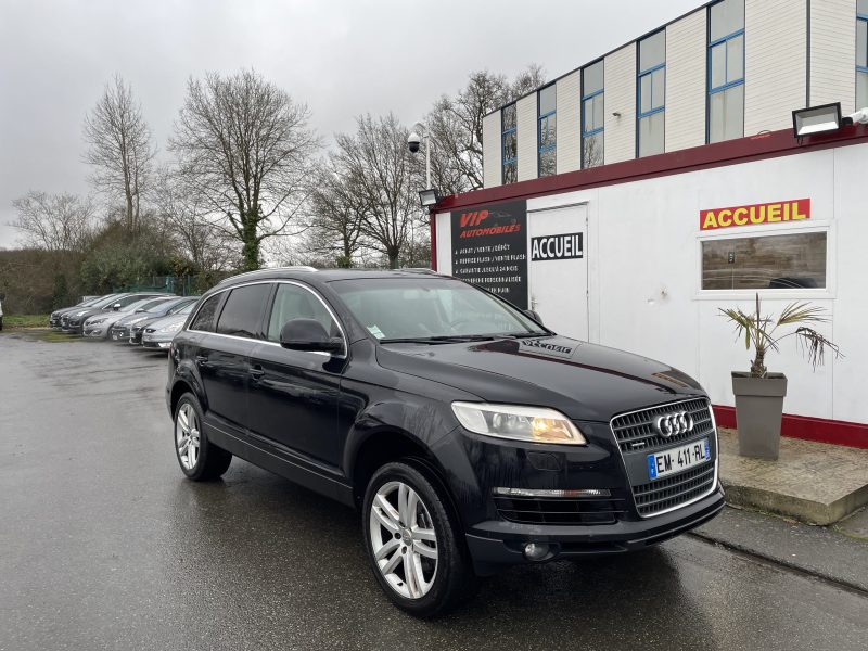 AUDI Q7 2006