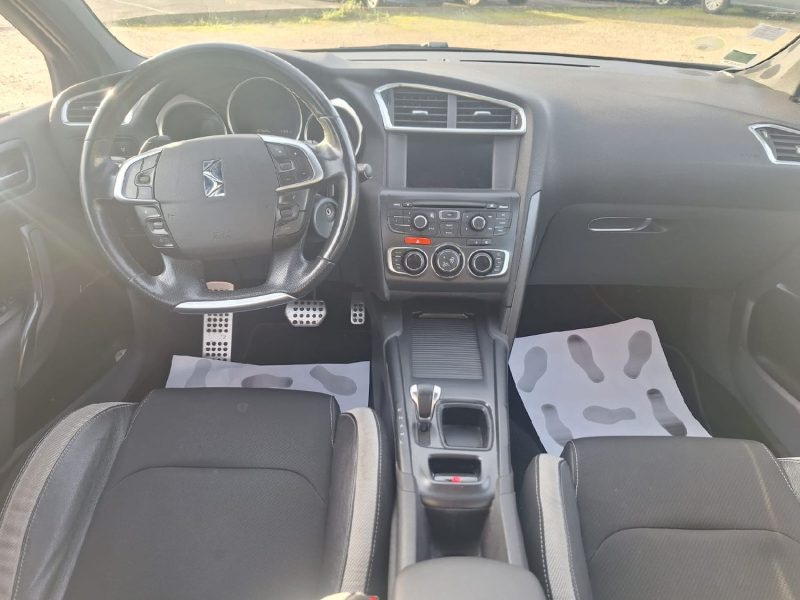 CITROEN DS4 2012