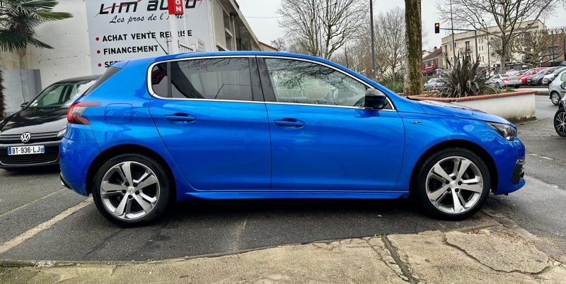 PEUGEOT 308 2020