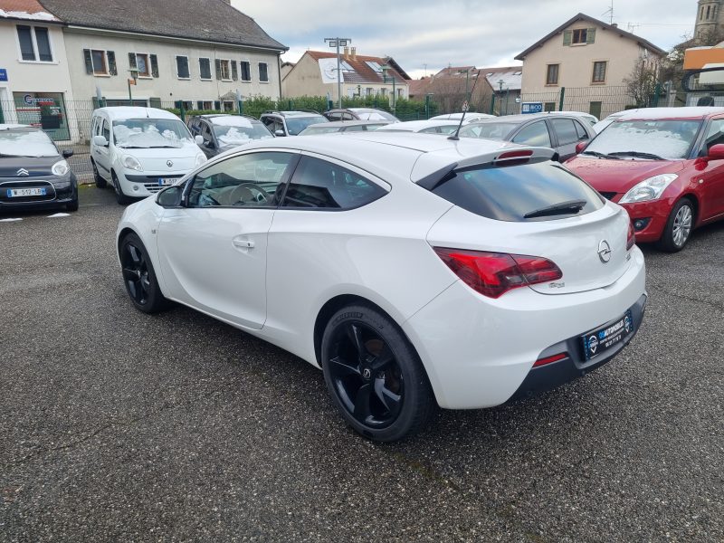 OPEL ASTRA J GTC 1.7 CDTI 131 cv