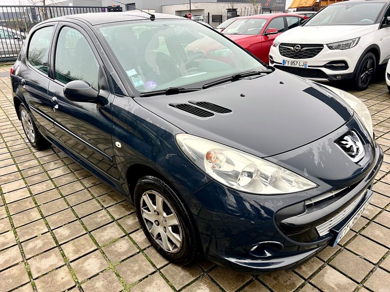 PEUGEOT 206+ 1.1L 60CH 5 PLACES