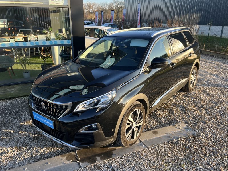 PEUGEOT 5008 Allure 130ch BVA 12/2020