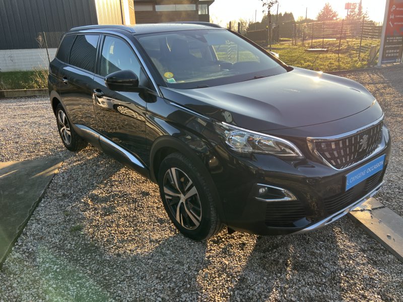 PEUGEOT 5008 Allure 130ch BVA 12/2020