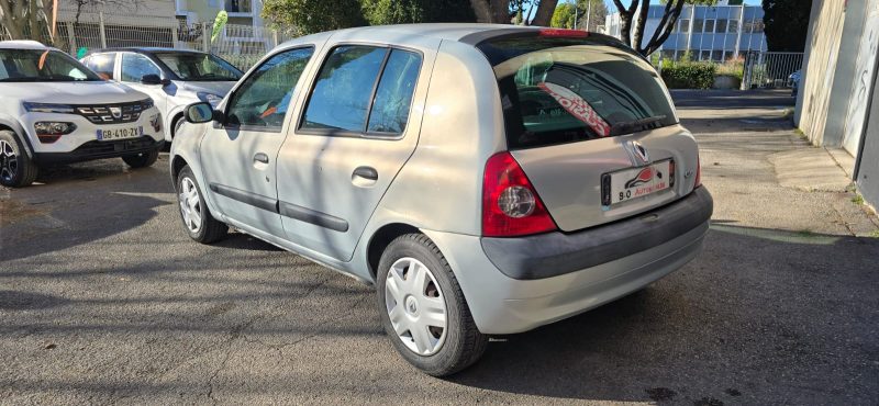 Renault Clio II phase 2 1.2l 16v 75ch Expression , *Très faible kilométrage*, *Clim*, *Idéale jeune 