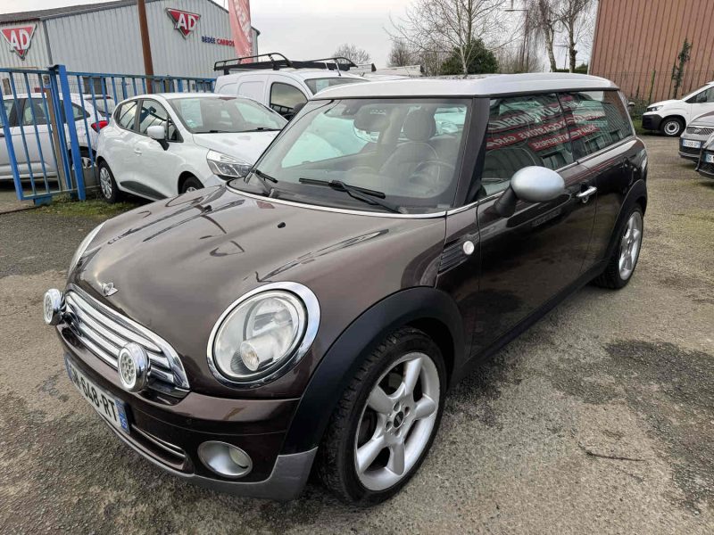 MINI CLUBMAN COOPER 1.6i 120Ch 2008