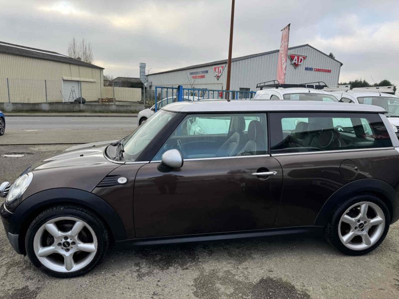 MINI CLUBMAN COOPER 1.6i 120Ch 2008