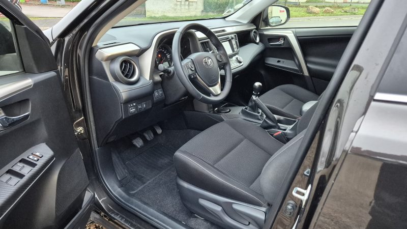 TOYOTA RAV4 2014