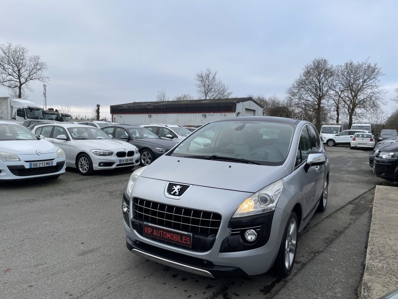 PEUGEOT 3008 2012