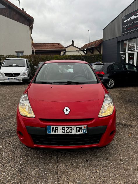 RENAULT CLIO 2010