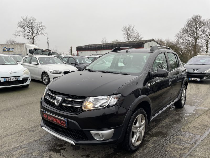 DACIA SANDERO 2015