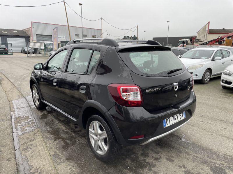 DACIA SANDERO 2015