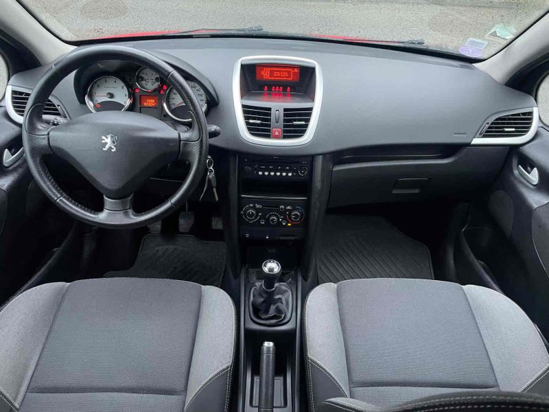 PEUGEOT 207 1.4i 16V 100CV