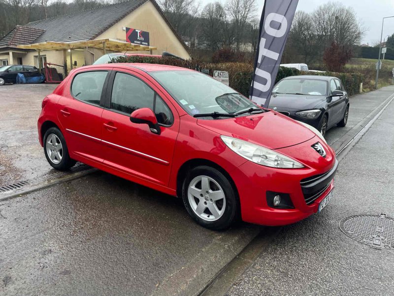 PEUGEOT 207 1.4i 16V 100CV