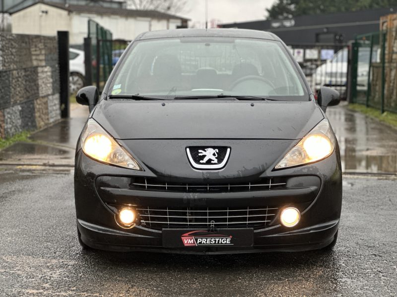 PEUGEOT 207 2009