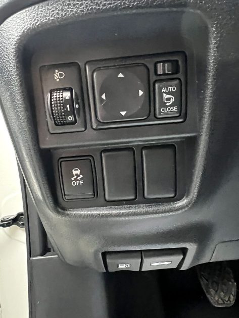 NISSAN JUKE 2013