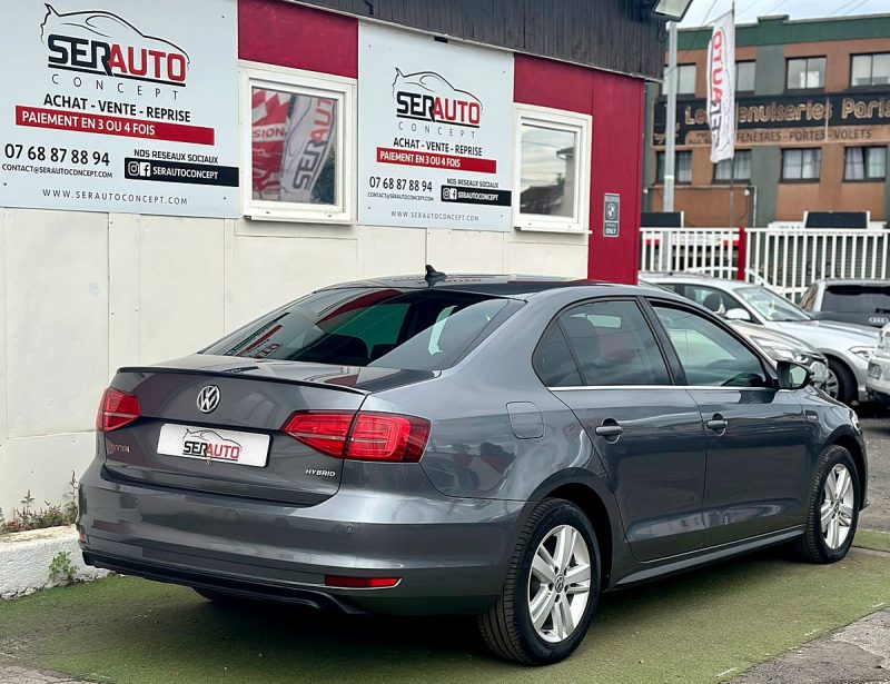 VOLKSWAGEN JETTA 2015