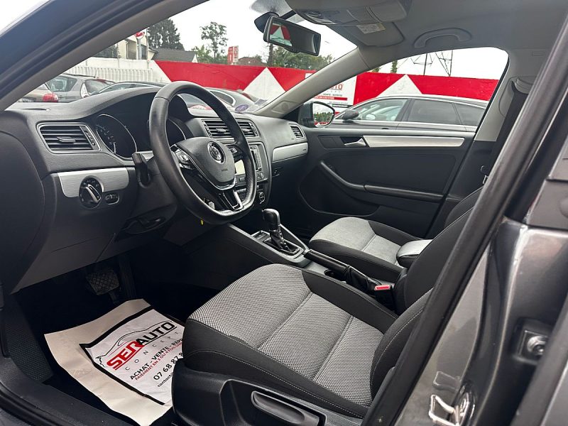 VOLKSWAGEN JETTA 2015