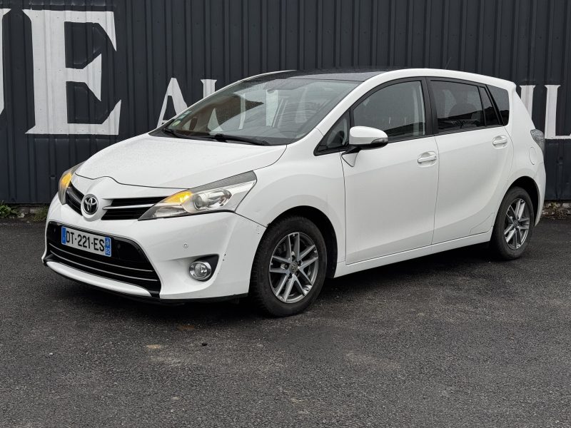 TOYOTA VERSO 2015