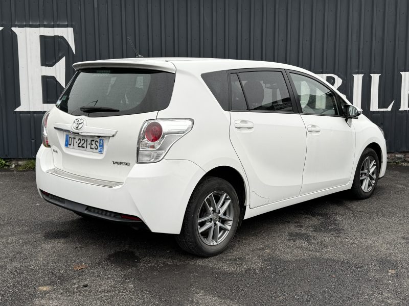 TOYOTA VERSO 2015