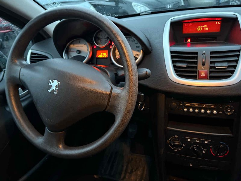 PEUGEOT 207  2008