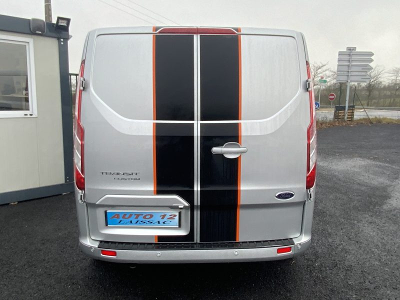 FORD TRANSIT CUSTOM  2023