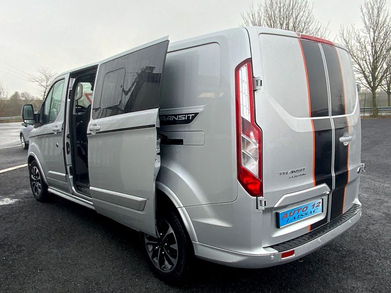 FORD TRANSIT CUSTOM  2023