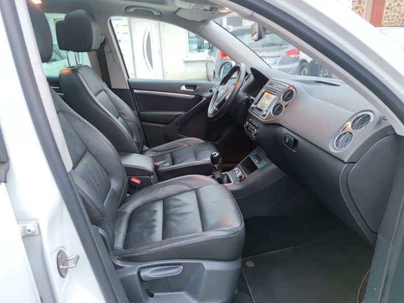 VOLKSWAGEN TIGUAN Carat 2.0 TDI 140