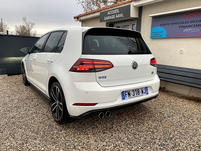 VOLKSWAGEN GOLF 2020