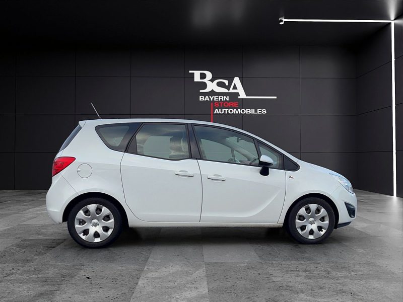 OPEL MERIVA 2011