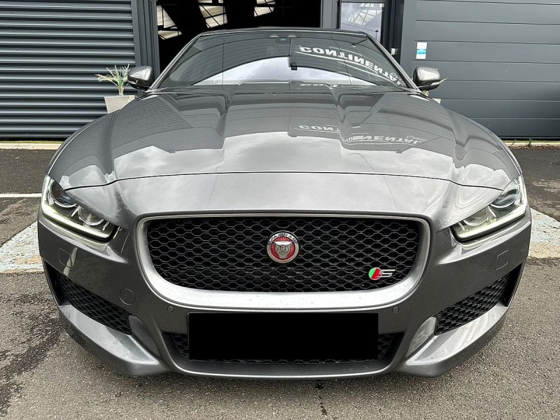 JAGUAR XE 3.0 V6 S/C 340 S AUTO*GPS*XENON*CARBON*