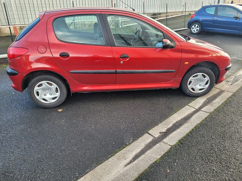 PEUGEOT  206  1.4XR 75CH 5CV 2000