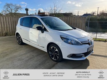 RENAULT SCÉNIC III  1.5 dCi 110 ch EDC BVA Pack Bose/Toit ouvrant/Attelage