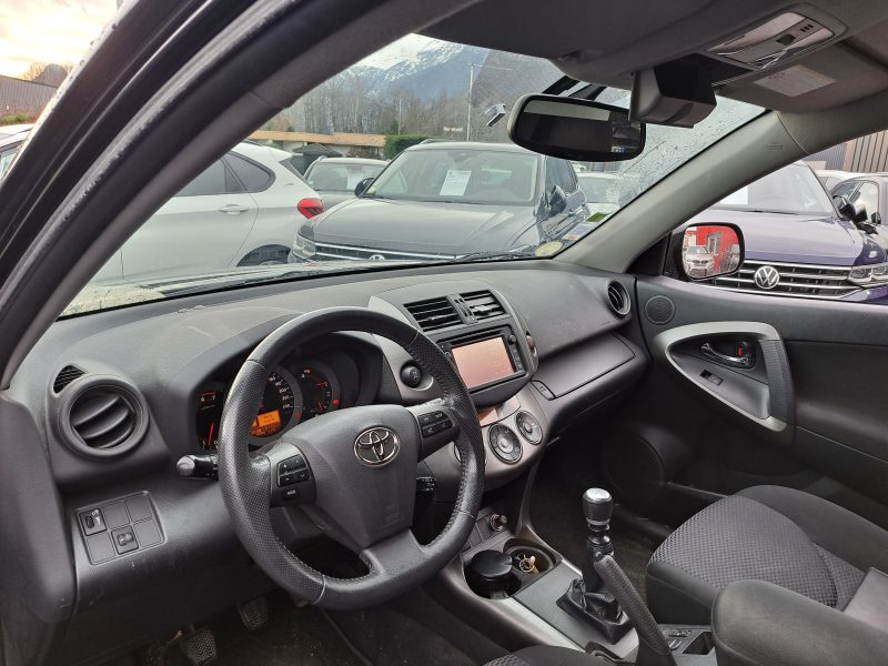 TOYOTA RAV4 2012