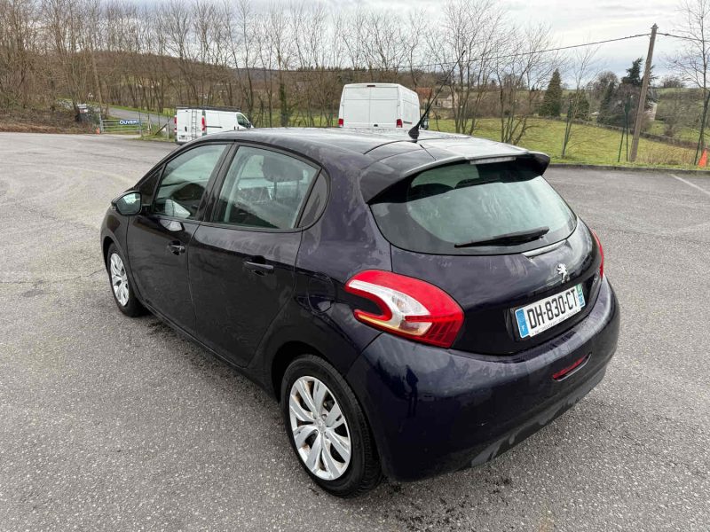 PEUGEOT 208 I 2014